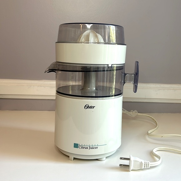 Oster vintage white automatic electric citrus juicer - Picture 1 of 13